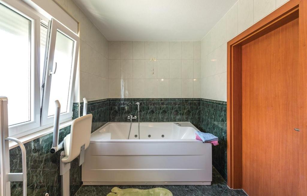 Apartment Begic Makarska Eksteriør billede